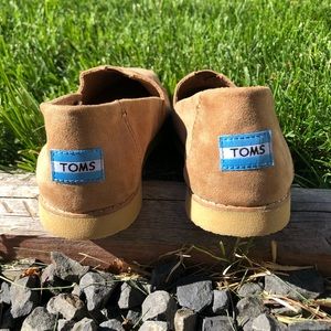 TOMS Women’s Classics shoe. Brand New Never worn!